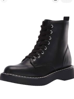 Steve Madden Kurrt doc marten style boots